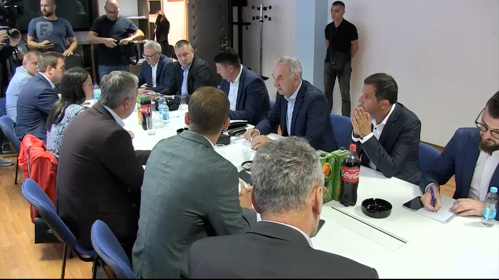 Nižu se odbijenice na poziv SNSD-a za sastanak o izborima